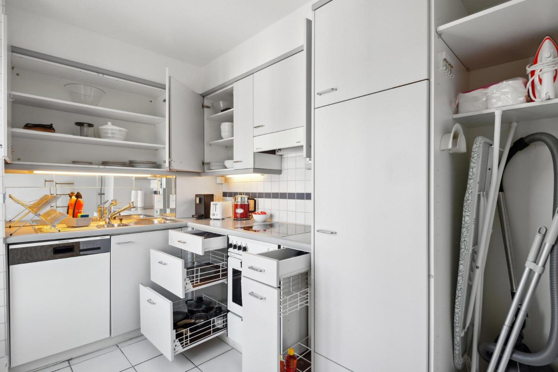 Spacious Central Apartments Hoting Zurich Bagian luar foto